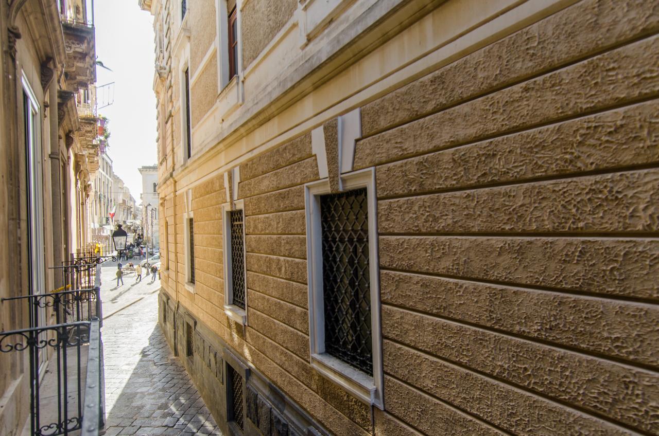 Ortigia Bed And Breakfast Сиракузы Экстерьер фото